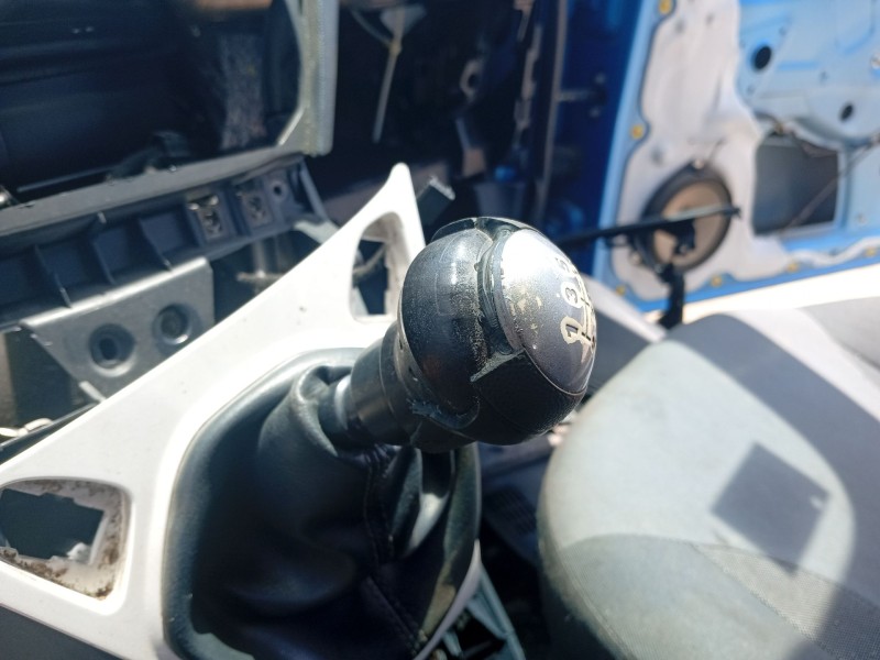 Recambio de palanca cambio para ford ka (ru8) 1.3 tdci referencia OEM IAM 1761062  