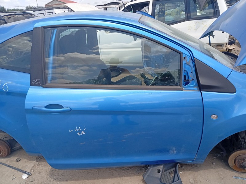 Recambio de puerta delantera derecha para ford ka (ru8) 1.3 tdci referencia OEM IAM 1542363  