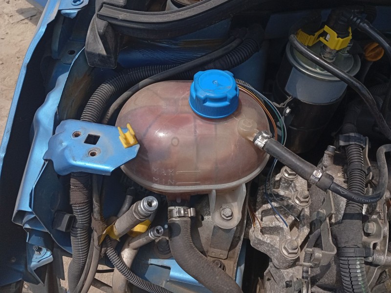 Recambio de deposito expansion para ford ka (ru8) 1.3 tdci referencia OEM IAM 1824231  
