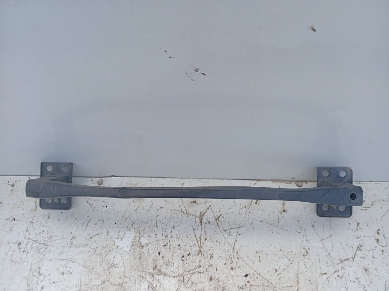 Recambio de refuerzo paragolpes delantero para ford ka (ru8) 1.3 tdci referencia OEM IAM 1553444  