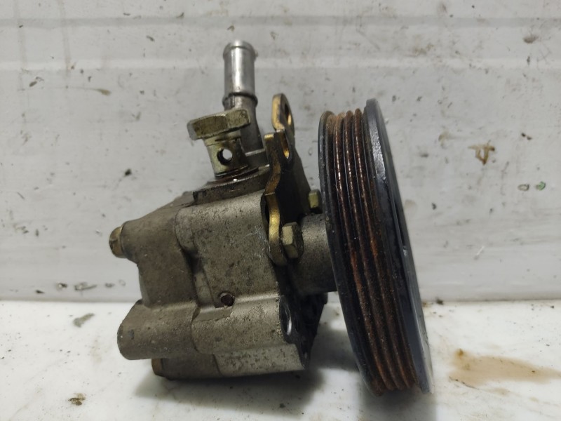 Recambio de bomba direccion para nissan almera (n16/e) 1.5 16v cat referencia OEM IAM   