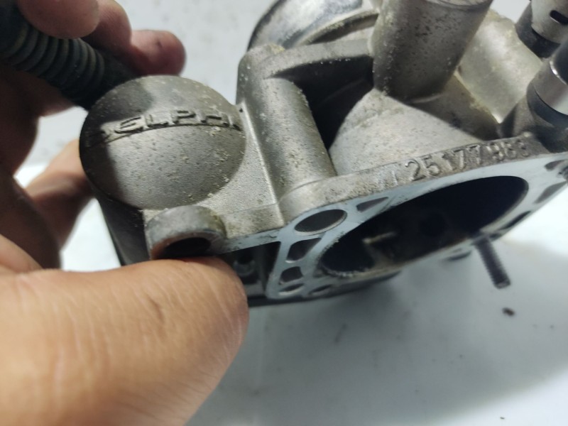 Recambio de caja mariposa para opel astra g sedán (t98) 1.6 (f69) referencia OEM IAM   