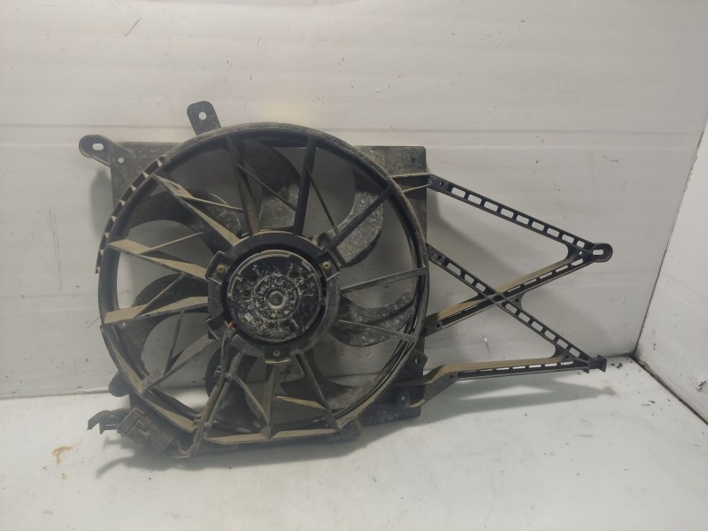 Recambio de electroventilador para opel astra g sedán (t98) 1.6 (f69) referencia OEM IAM 24431827  