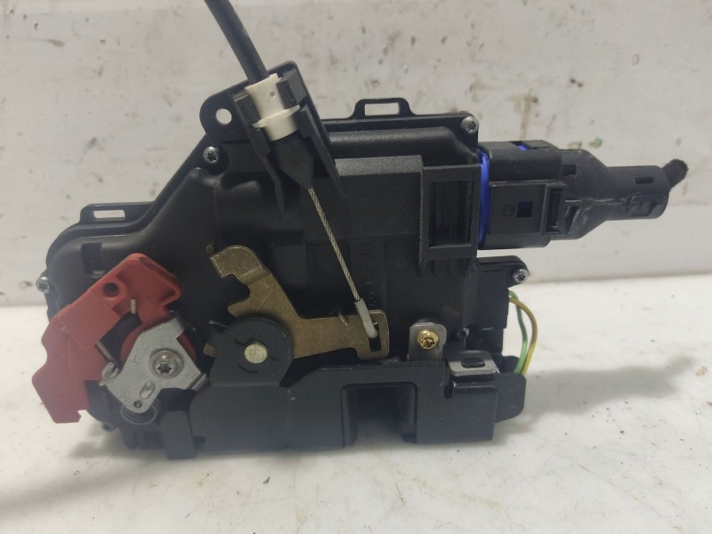 Recambio de cerradura puerta delantera izquierda para volkswagen golf v berlina (1k1) referencia OEM IAM 3D1837015AP  