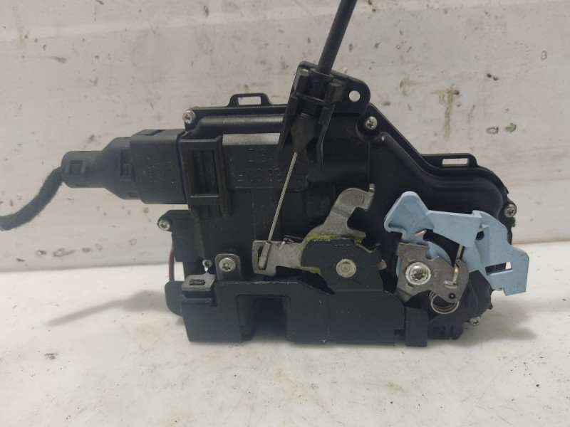 Recambio de cerradura puerta delantera derecha para volkswagen golf v berlina (1k1) referencia OEM IAM 3D1837016AC 3D1837016AC 