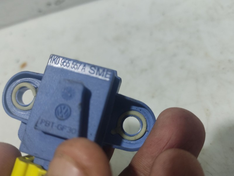 Recambio de sensor para volkswagen golf v berlina (1k1) referencia OEM IAM   