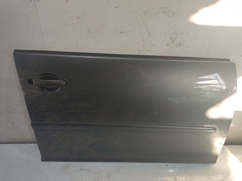 Recambio de puerta delantera derecha para volkswagen golf v berlina (1k1) referencia OEM IAM 1K3831106J  