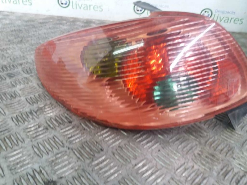 Recambio de piloto trasero izquierdo para peugeot 206 berlina xs-line   |   09.01 - ... | 2001 | 68 cv / 50 kw referencia OEM IA