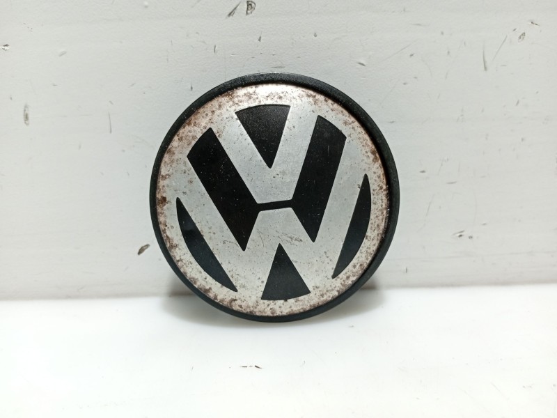 Recambio de tapacubos para volkswagen touareg (7la, 7l6, 7l7) 2.5 r5 tdi referencia OEM IAM 7L6601149B  