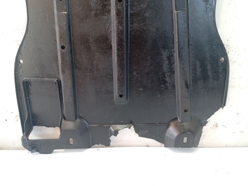 Recambio de cubrecarter para volkswagen touareg (7la, 7l6, 7l7) 2.5 r5 tdi referencia OEM IAM 7L0825231S  