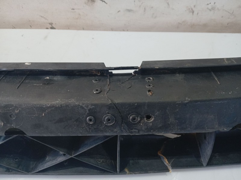 Recambio de moldura para volkswagen touareg (7la, 7l6, 7l7) 2.5 r5 tdi referencia OEM IAM 7L6807699B  