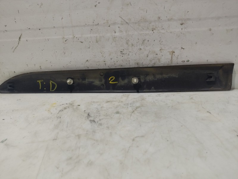 Recambio de moldura para daewoo matiz (m100, m150) 0.8 referencia OEM IAM 96567172  