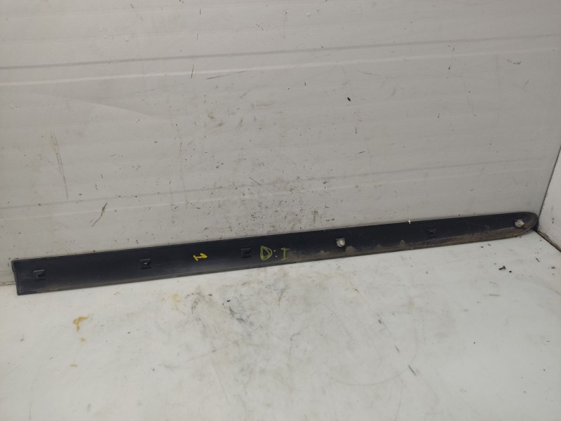 Recambio de moldura para daewoo matiz (m100, m150) 0.8 referencia OEM IAM 96567117  