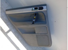 Recambio de guarnecido puerta trasera izquierda para volkswagen touareg (7la, 7l6, 7l7) 2.5 r5 tdi referencia OEM IAM 7L6867211A