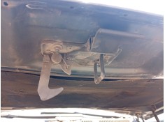 Recambio de gancho cierre capot para volkswagen touareg (7la, 7l6, 7l7) 2.5 r5 tdi referencia OEM IAM 6Q0823480B  
