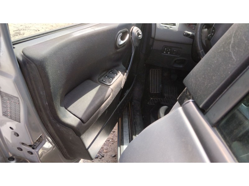 renault megane ii sedán (lm0/1_) del año 2006