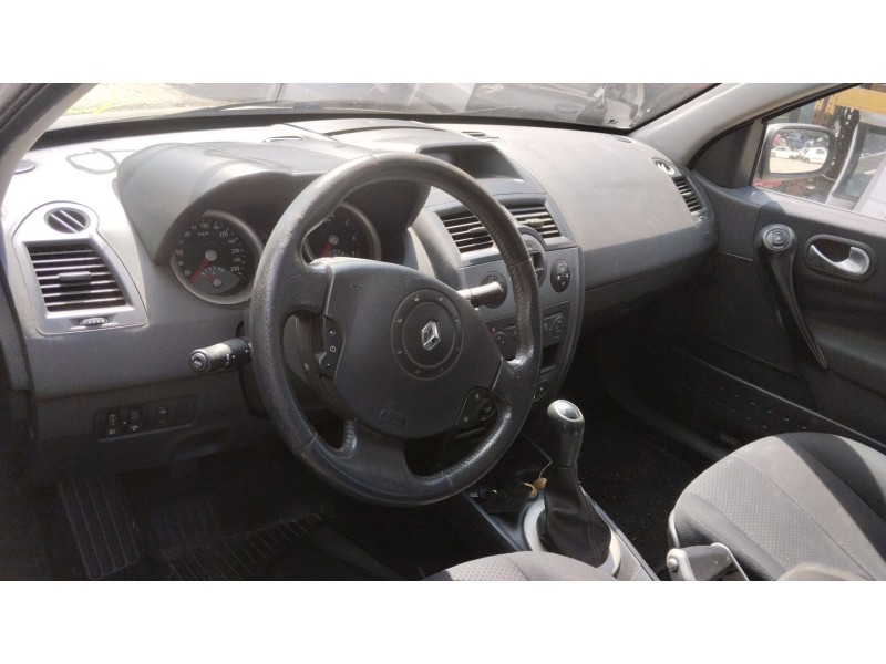 renault megane ii sedán (lm0/1_) del año 2006