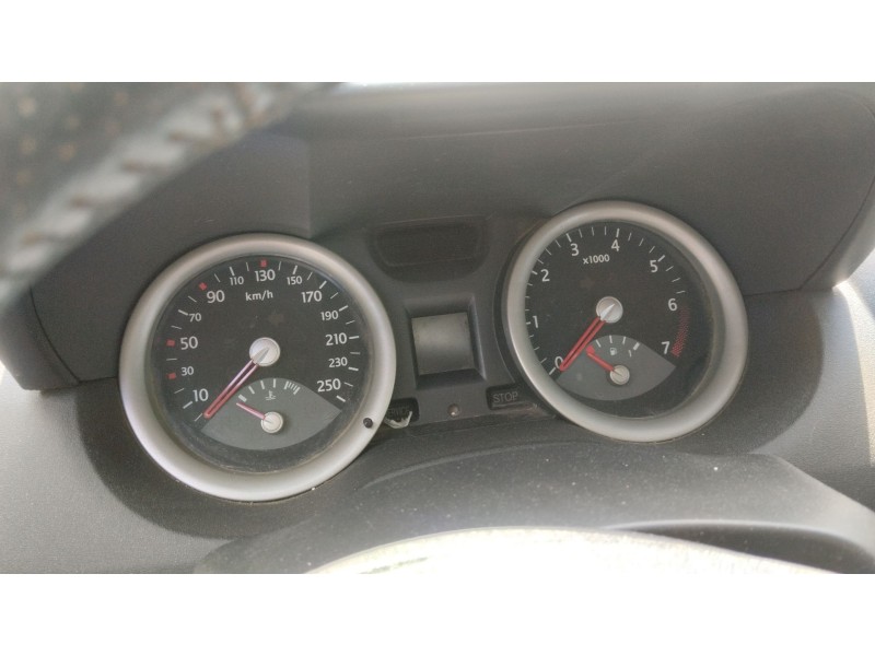 renault megane ii sedán (lm0/1_) del año 2006