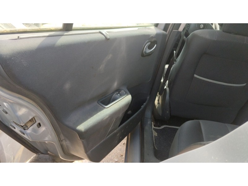 renault megane ii sedán (lm0/1_) del año 2006