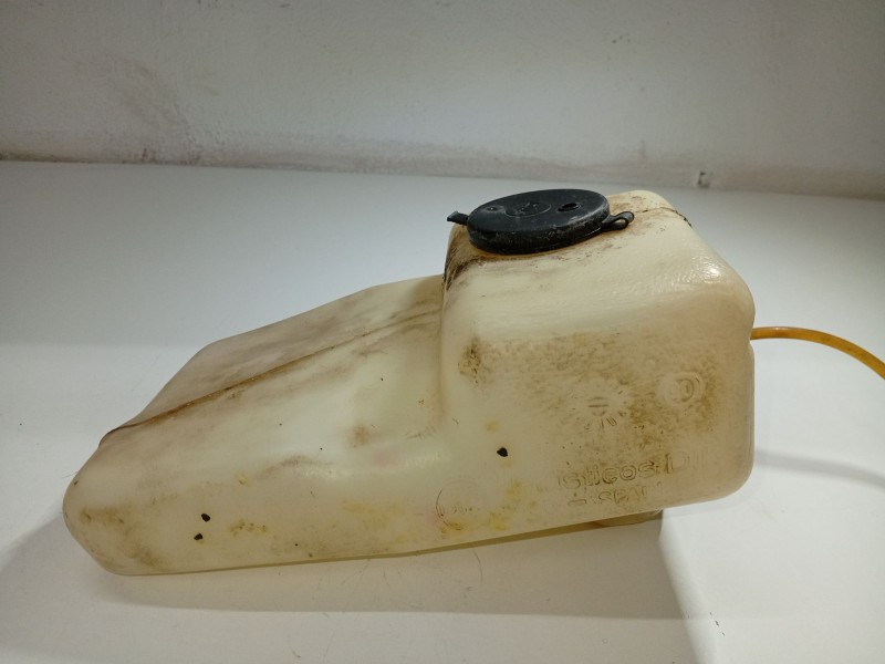 Recambio de deposito limpia para citroën c15 station wagon 1.1 referencia OEM IAM 643182  