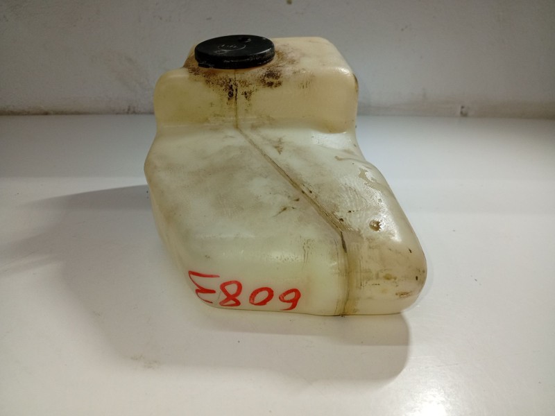 Recambio de deposito limpia para citroën c15 station wagon 1.1 referencia OEM IAM 643182  