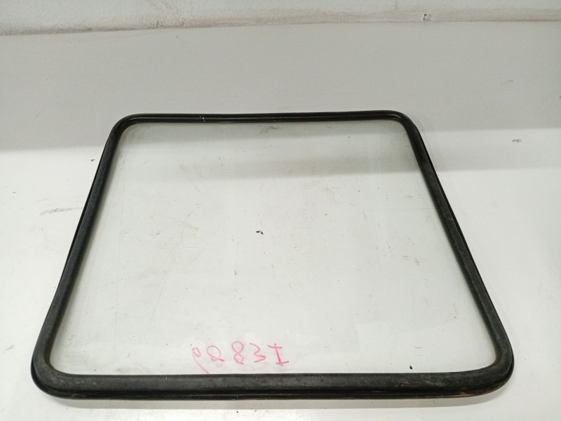 Recambio de luna trasera izquierda para citroën c15 station wagon 1.1 referencia OEM IAM   