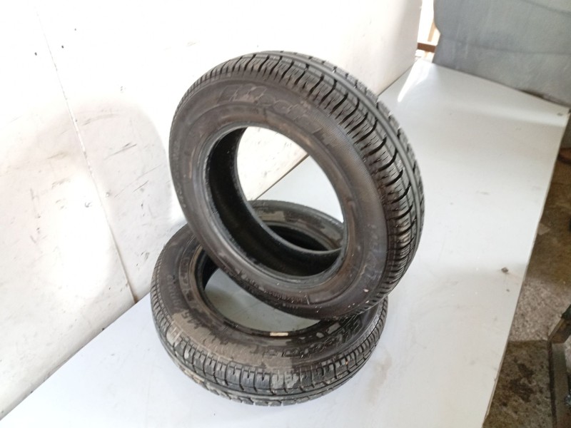 Recambio de neumatico para citroën c15 station wagon 1.1 referencia OEM IAM   