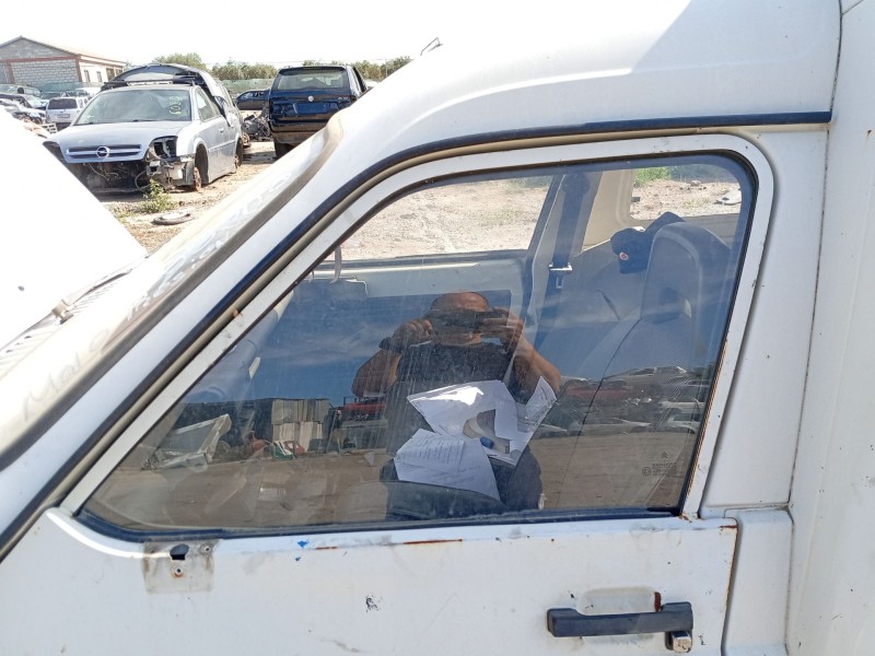 Recambio de luna delantera izquierda para citroën c15 station wagon 1.1 referencia OEM IAM 5479944  