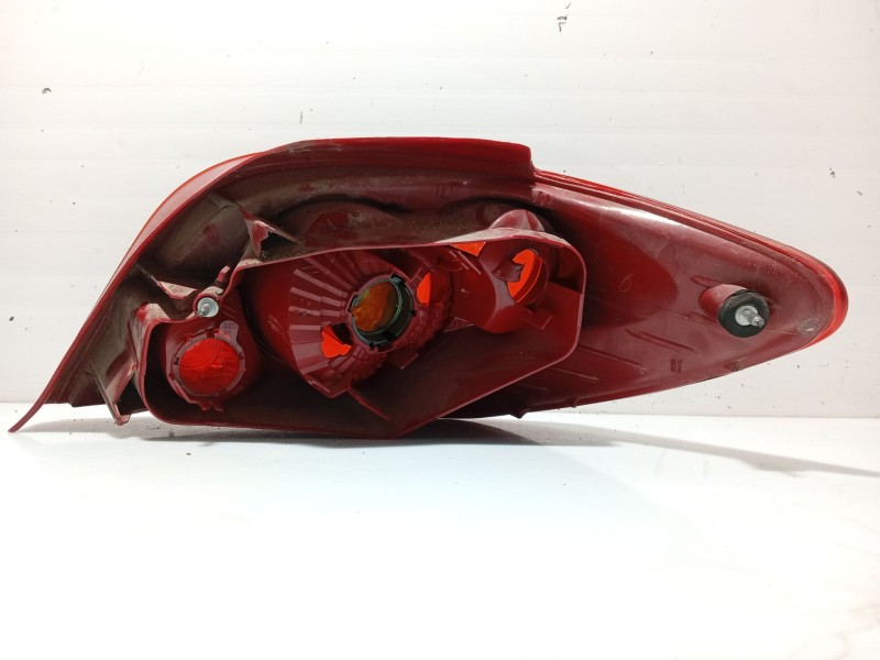 Recambio de piloto trasero izquierdo para peugeot 307 (3a/c) 1.6 hdi referencia OEM IAM 6350X0  