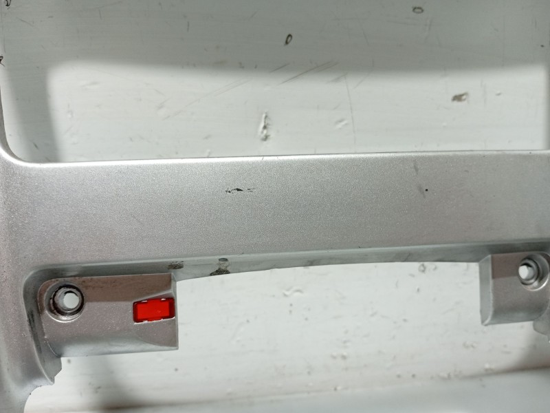 Recambio de moldura para peugeot 307 (3a/c) 1.6 hdi referencia OEM IAM 9651943877  