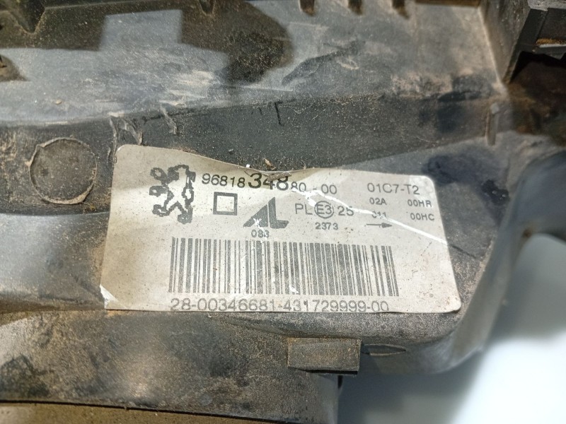 Recambio de faro izquierdo para peugeot 307 (3a/c) 1.6 hdi referencia OEM IAM 620886  
