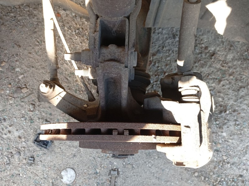 Recambio de mangueta delantera derecha para peugeot 307 (3a/c) 1.6 hdi referencia OEM IAM 364796  