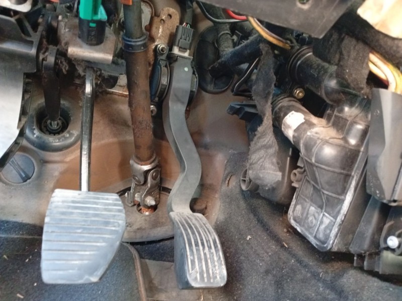 Recambio de pedal acelerador para peugeot 307 (3a/c) 1.6 hdi referencia OEM IAM 1601K7  