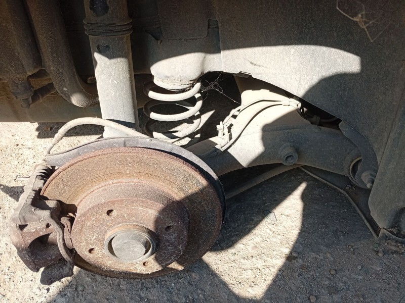 Recambio de puente trasero para peugeot 307 (3a/c) 1.6 hdi referencia OEM IAM 5148S2  