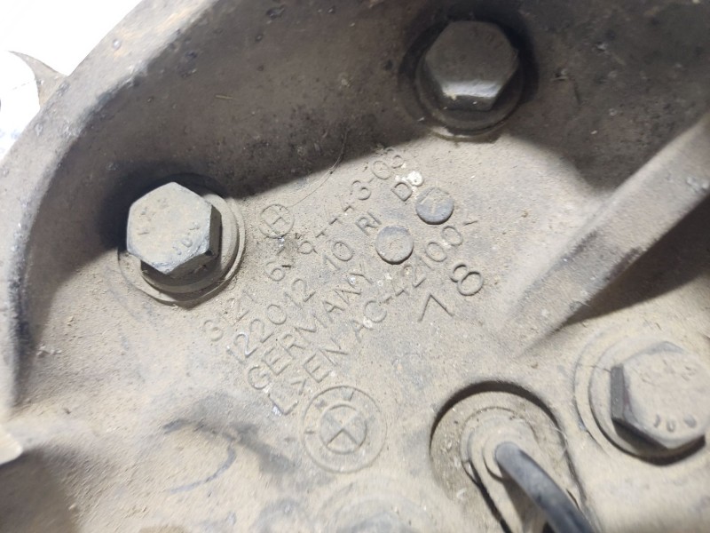 Recambio de mangueta delantera izquierda para bmw serie 3 touring (e91) 320d referencia OEM IAM 31216793923  