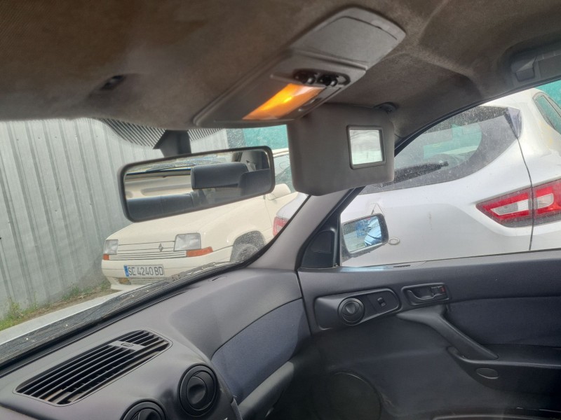 alfa romeo 146 (930_) del año 2015