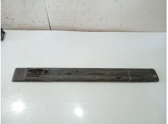 Recambio de moldura para renault express furgoneta/monovolumen (f40_, g40_) 1.6 d (f404) referencia OEM IAM 7700806329  