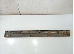 Recambio de moldura para renault express furgoneta/monovolumen (f40_, g40_) 1.6 d (f404) referencia OEM IAM 7700806329   2
