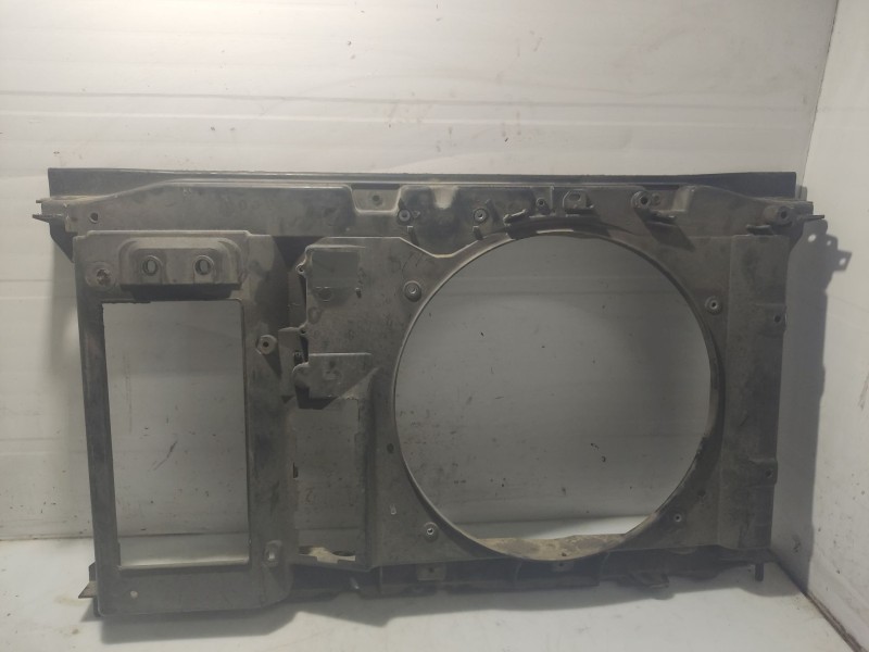 Recambio de panel frontal para peugeot 308 1.6 hdi fap referencia OEM IAM 7104V2 9676568780 