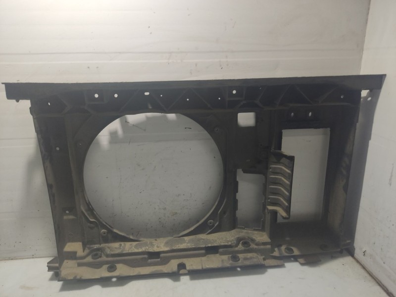 Recambio de panel frontal para peugeot 308 1.6 hdi fap referencia OEM IAM 7104V2 9676568780 