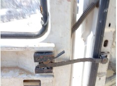 Recambio de retenedor puerta para renault express furgoneta/monovolumen (f40_, g40_) 1.6 d (f404) referencia OEM IAM 7700823337 