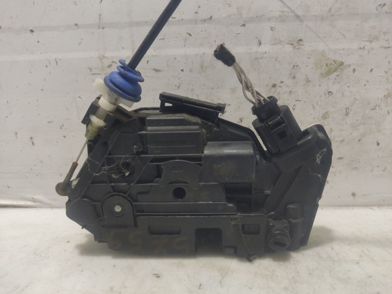 Recambio de cerradura puerta delantera derecha para volkswagen passat cc (357) referencia OEM IAM 5N1837016C  