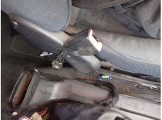 Recambio de anclaje cinturon delantero izquierdo para alfa romeo 146 (930_) 1.9 td (930.b4a) referencia OEM IAM 121401080  