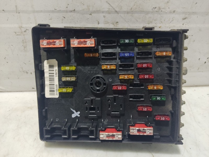 Recambio de caja reles / fusibles para volkswagen passat cc (357) referencia OEM IAM   