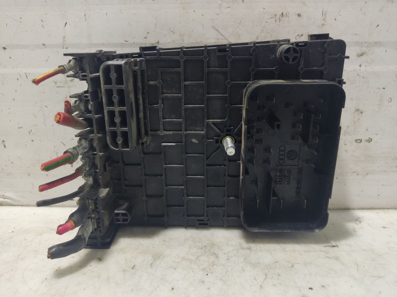 Recambio de caja reles / fusibles para volkswagen passat cc (357) referencia OEM IAM   