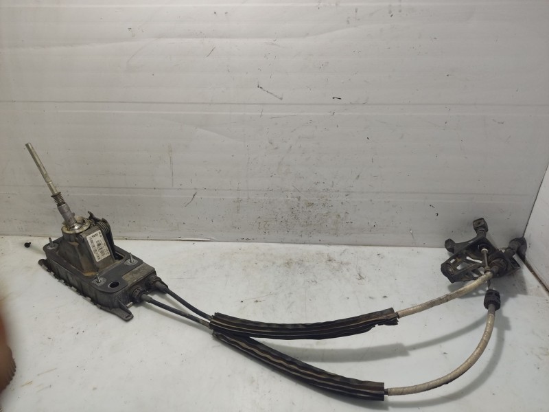 Recambio de palanca cambio para volkswagen passat cc (357) referencia OEM IAM 1K0711050A  