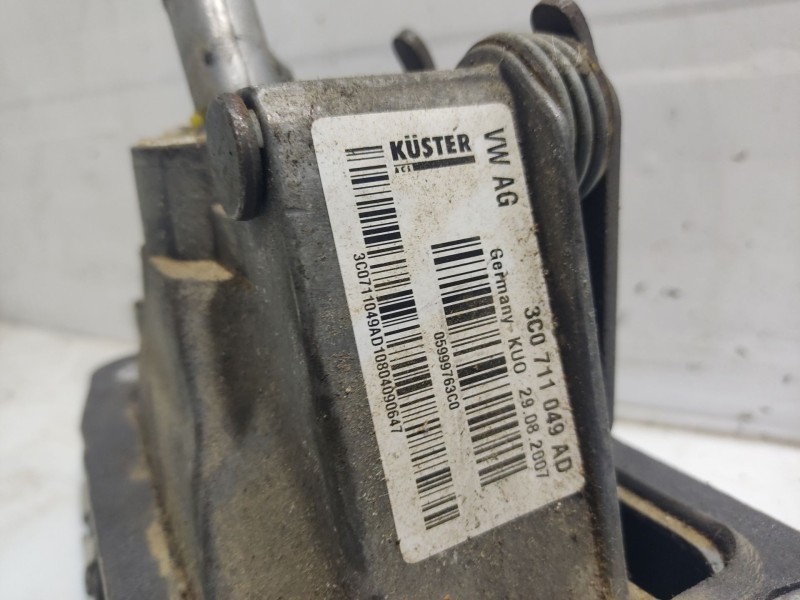 Recambio de palanca cambio para volkswagen passat cc (357) referencia OEM IAM 1K0711050A  
