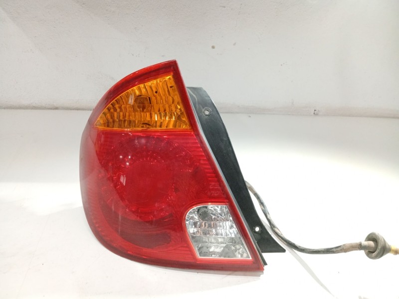 Recambio de piloto trasero izquierdo para hyundai accent ii (lc) 1.5 crdi referencia OEM IAM 92401257  