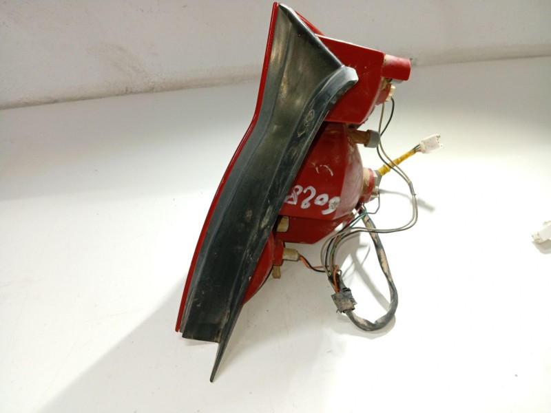 Recambio de piloto trasero izquierdo para hyundai accent ii (lc) 1.5 crdi referencia OEM IAM 92401257  