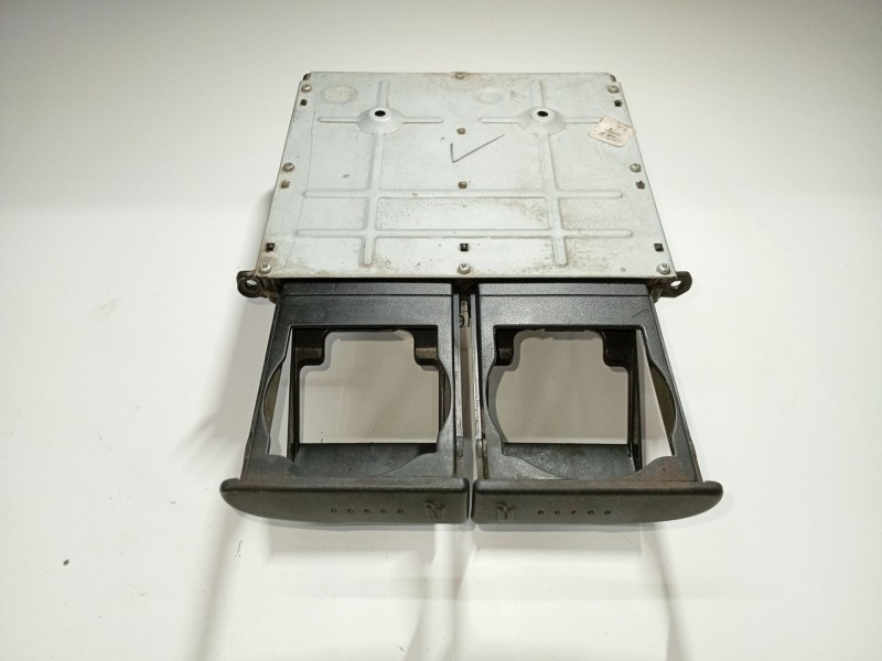 Recambio de posavasos para hyundai accent ii (lc) 1.5 crdi referencia OEM IAM   